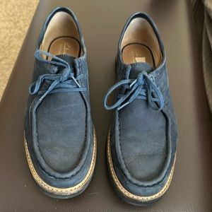 EUC Clarks Loafers Navy Sz 8.5
